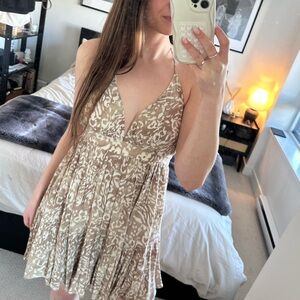 Beige and Cream Printed V-Neck Summer Dress